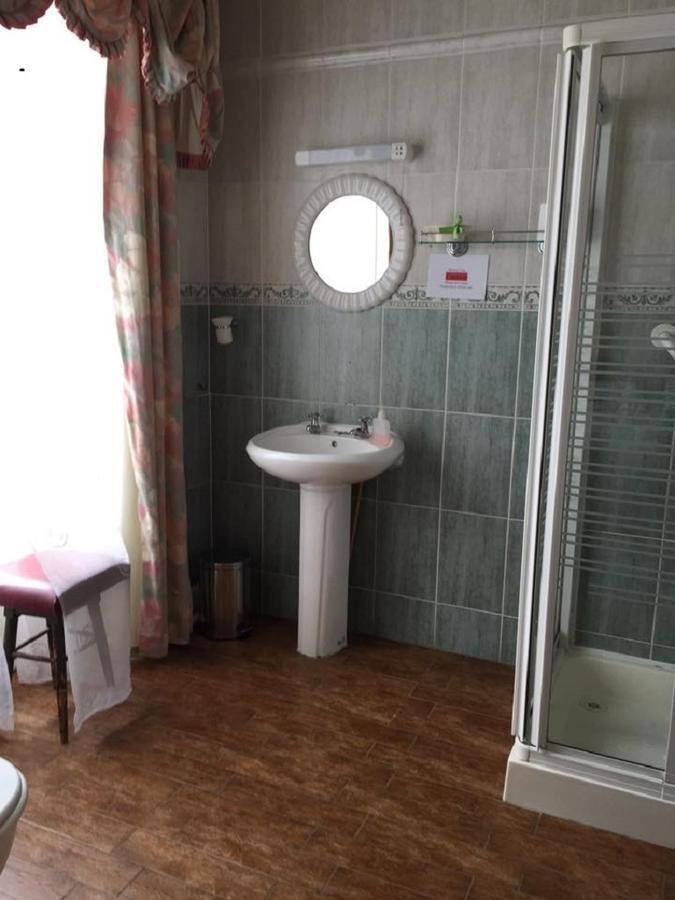 Ashmore House Cashel Bed & Breakfast